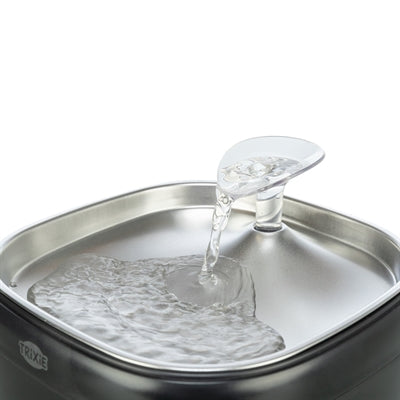 Trixie Drinkfontein Aqua Pure Kunststof / Rvs Zwart 18X18X14,5 Cm